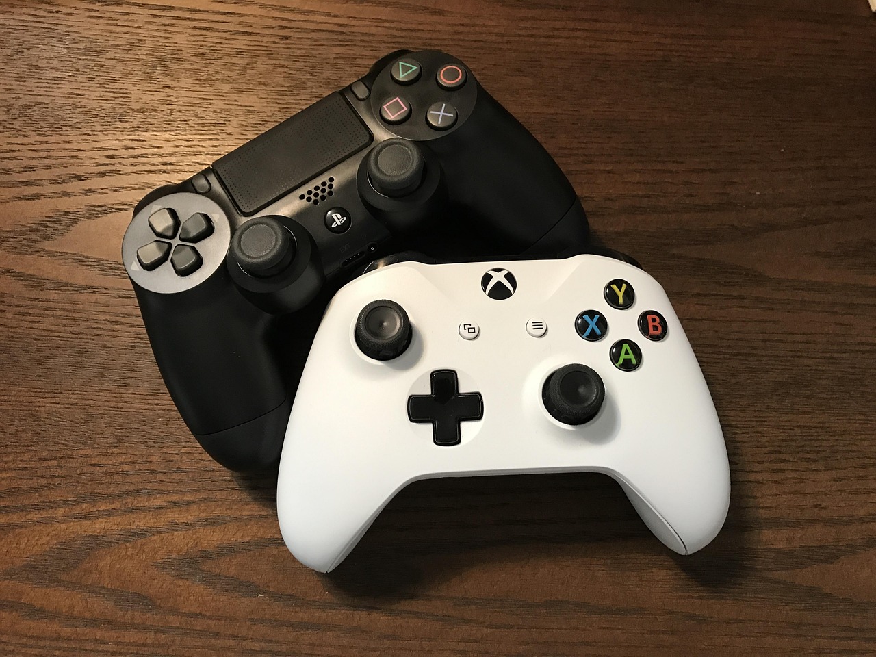 Video game controllers